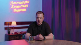 Поради від Nadiyno.org: що робити, якщо ви знайшли на вулиці флешку або картку пам’яті